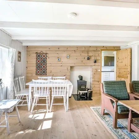 Four-bedroom Holiday In * Hellvik (Rogaland)